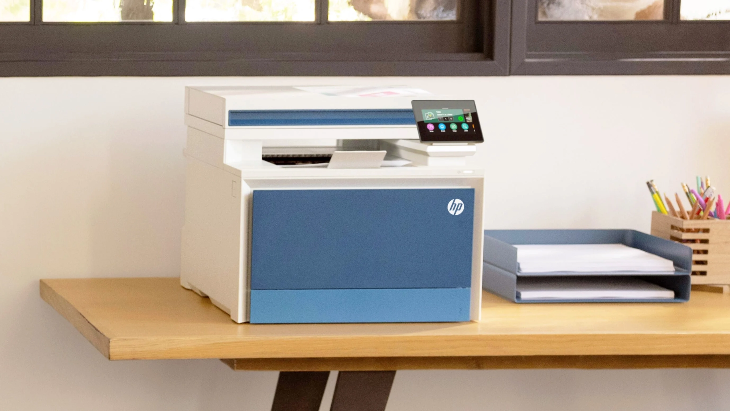 HP MFP 4303dw - Image 2